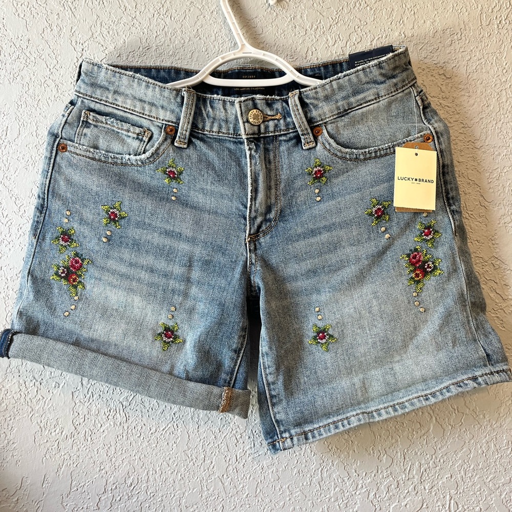 Brand New Lucky Brand Embroidered Shorts💐